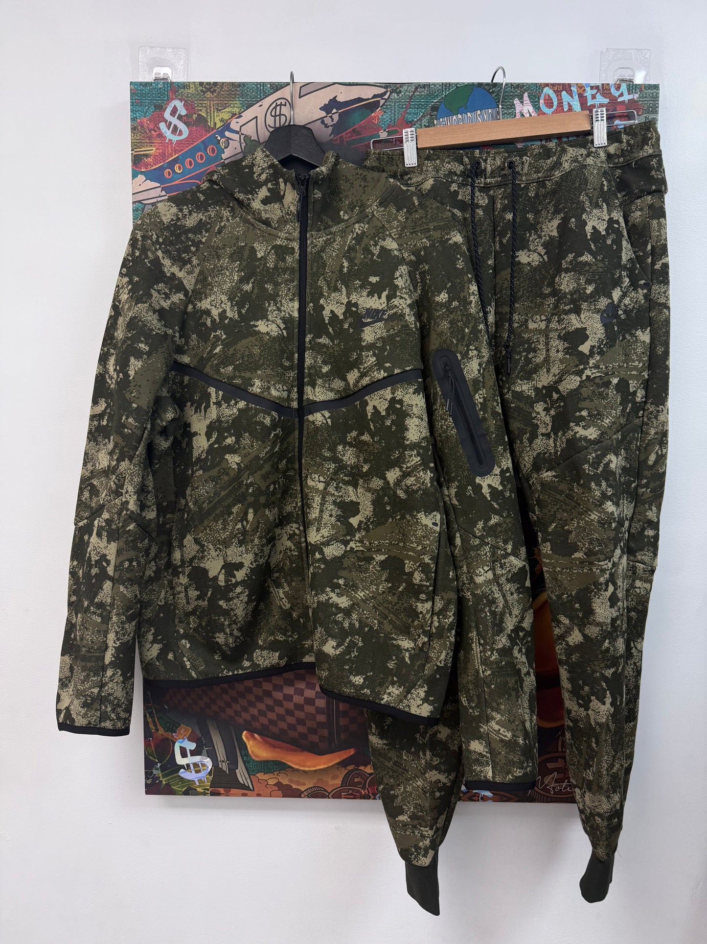 Nike Tech Sweatsuit Duck Camo New Medium With Tags