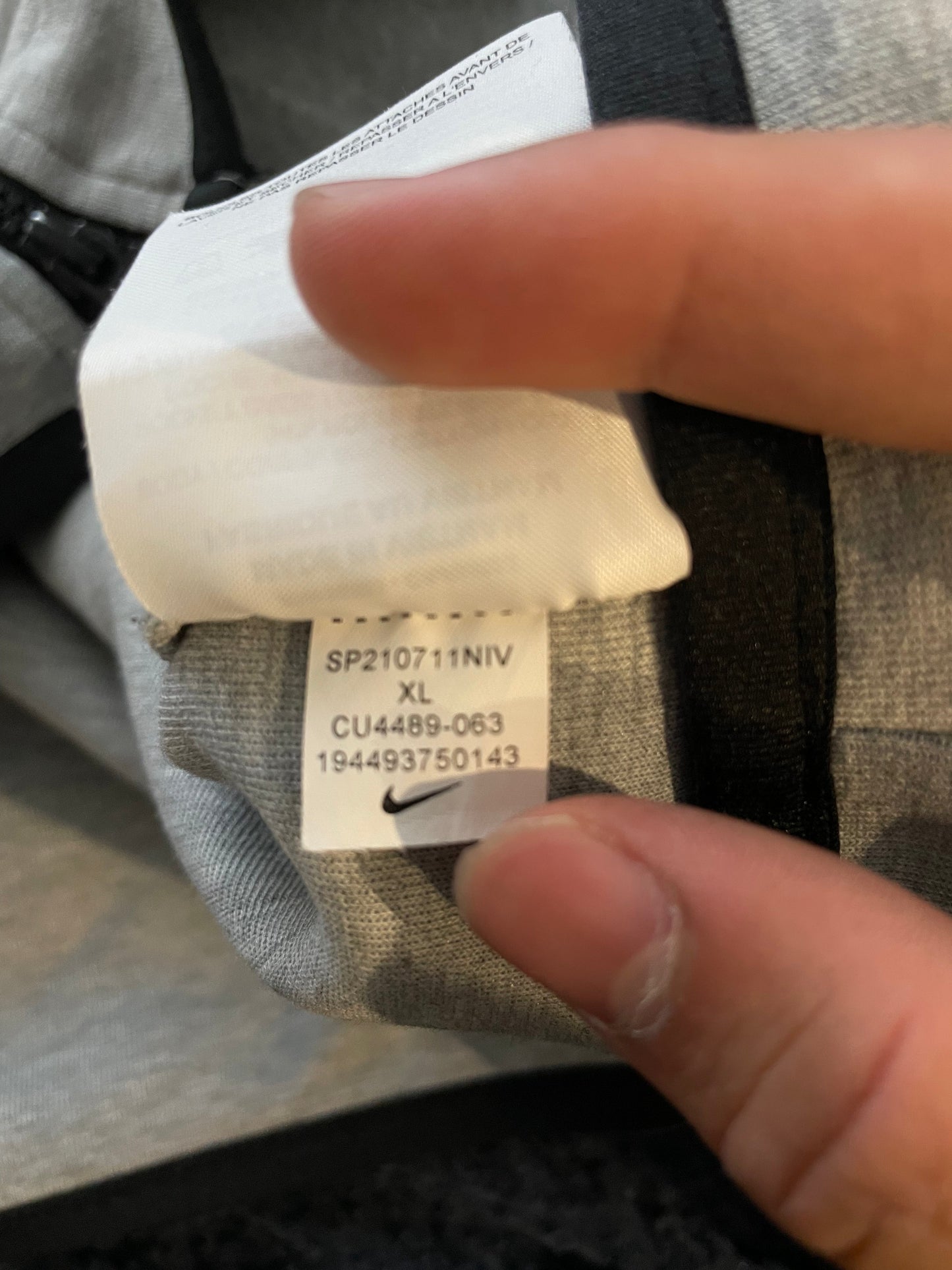 Nike Tech Sweatsuit Grey Used XL