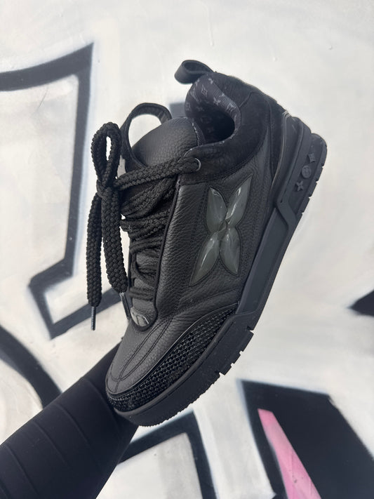 LV Stepper Black Monogram Trainer Used 10LV (US 11.5) With Box