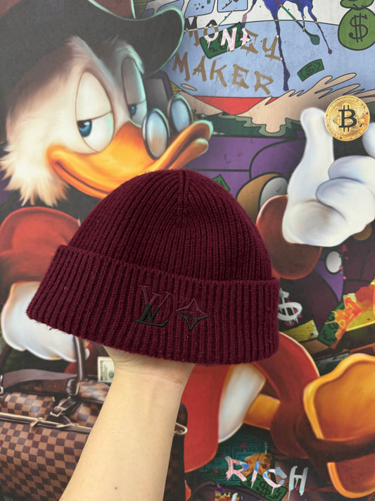 LV Beanie Maroon Used OS N/A